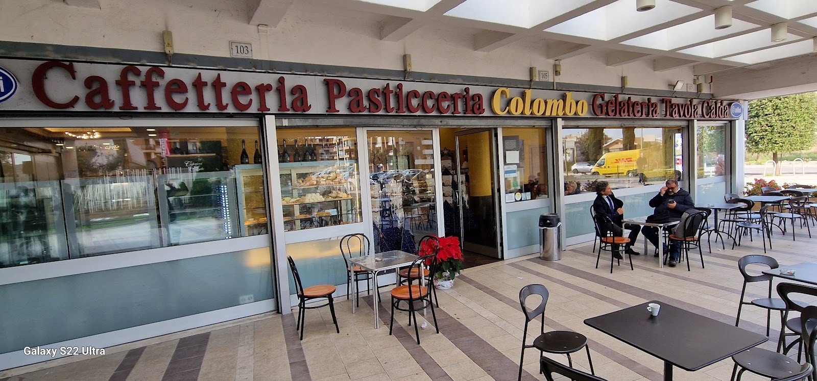 Cafe Colombo: the place