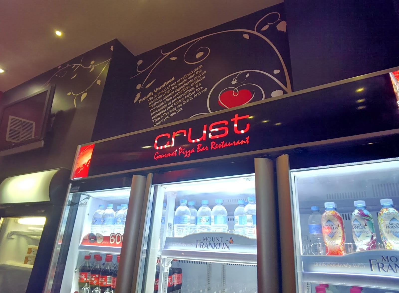 Crust Gourmet Pizza Bar: the place