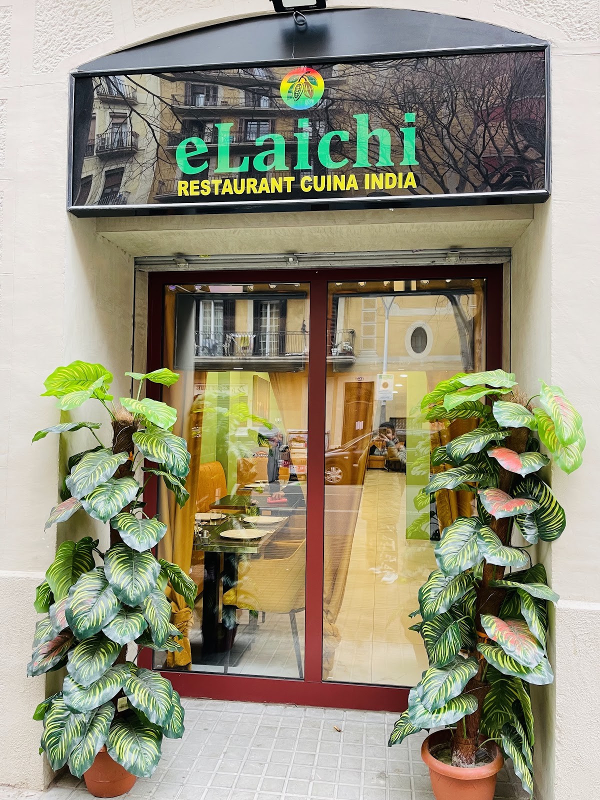 Elaichi Indian Restaurant: the place