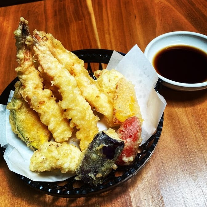 Menya Kanemaru Golden Ramen: food & drinks