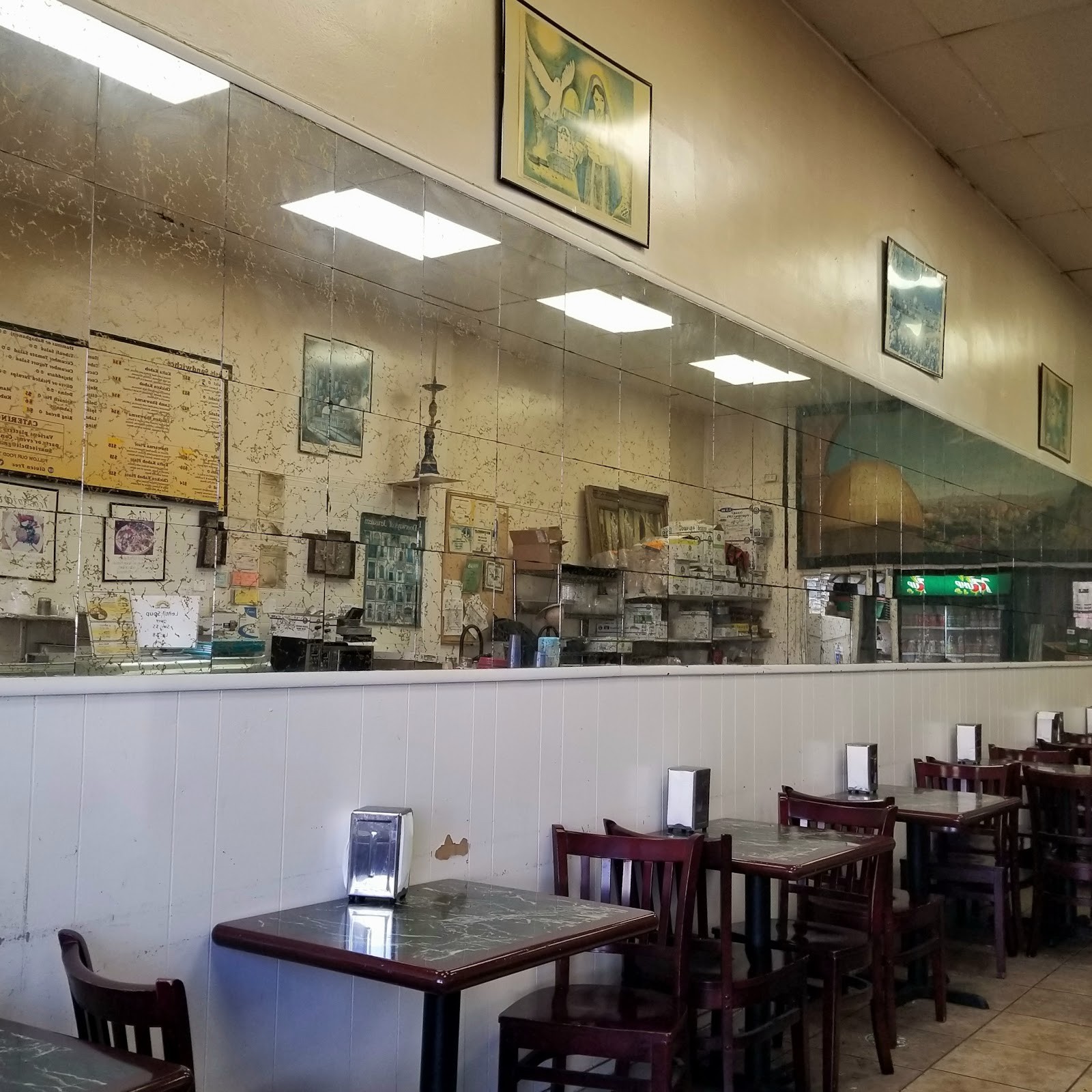 Sunrise Deli: the place