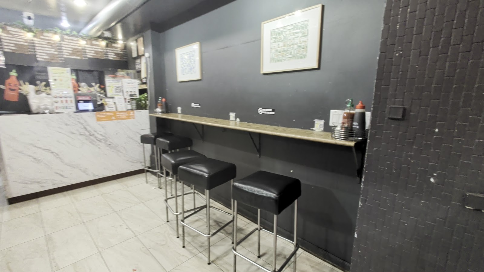 Vietspot Pho Noodle and Sandwich: the place