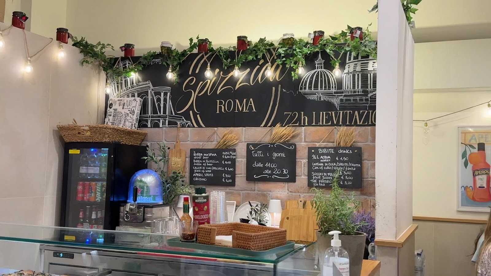 Spizzica Roma - Pizza al Taglio: the place