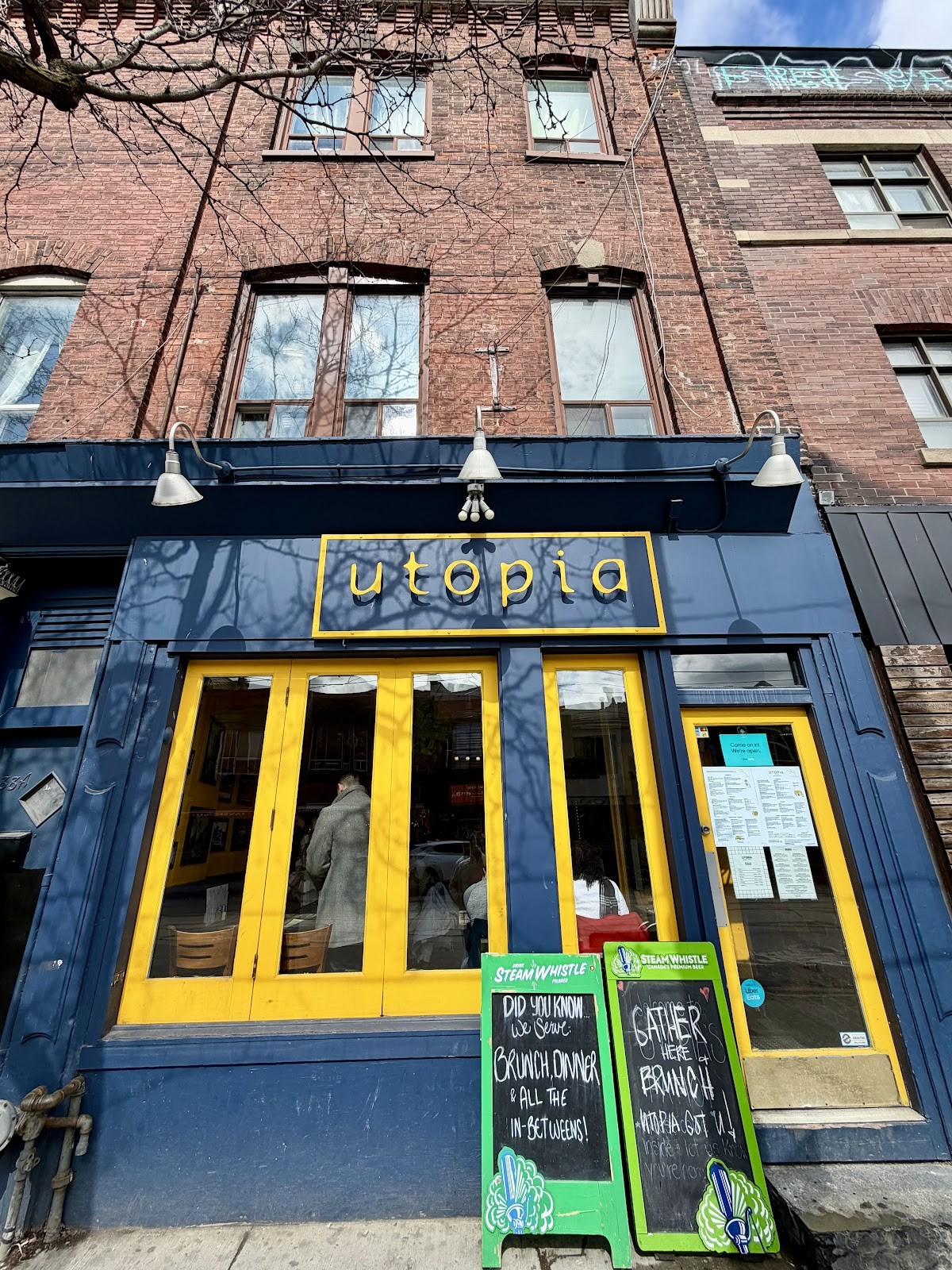 Utopia Cafe & Grill: the place