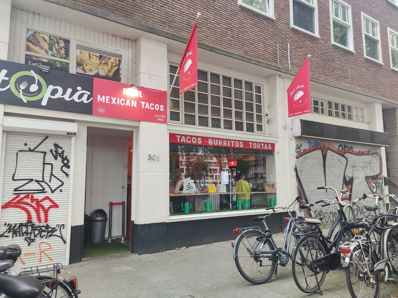 TACO LINDO West: the place