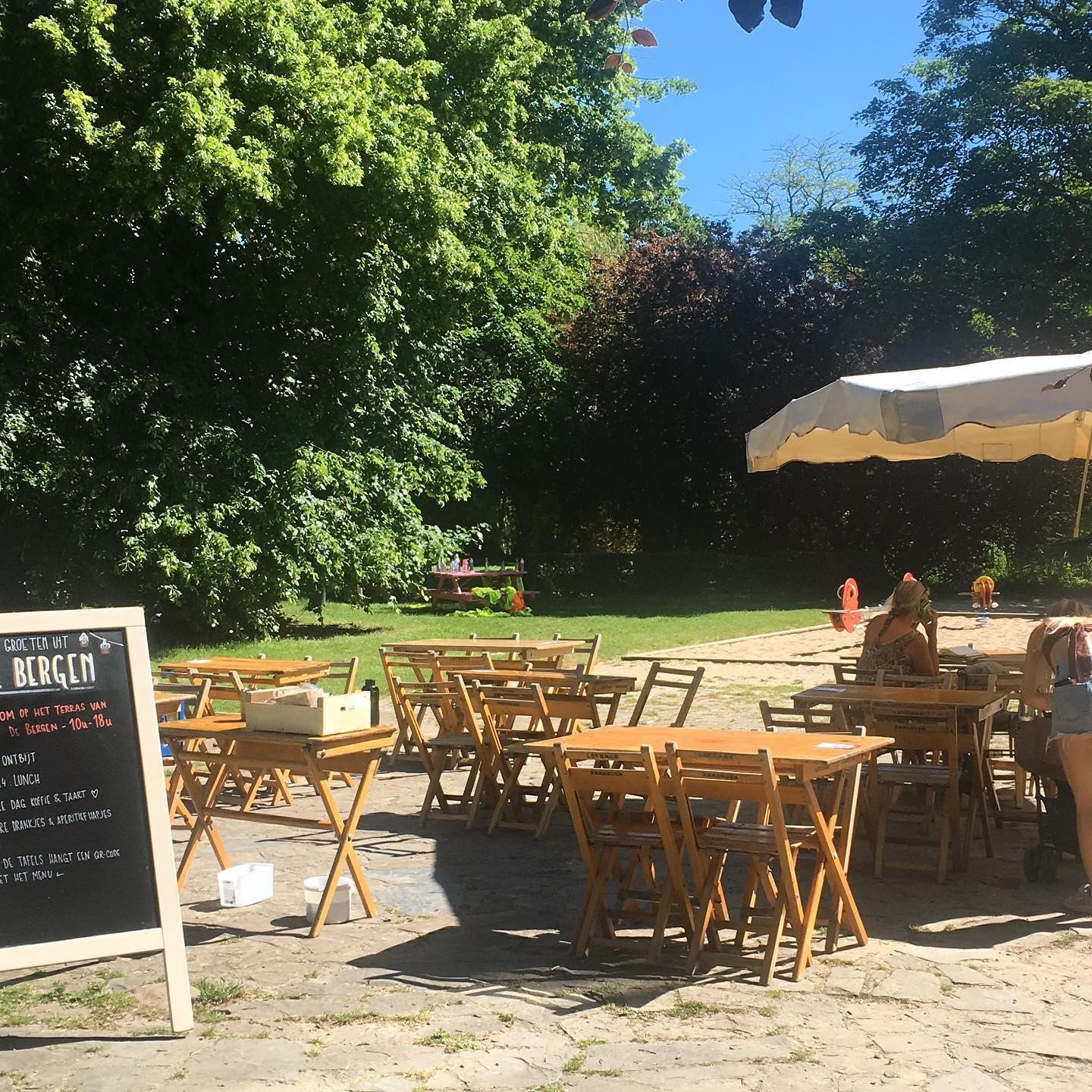 De Bergen: the place