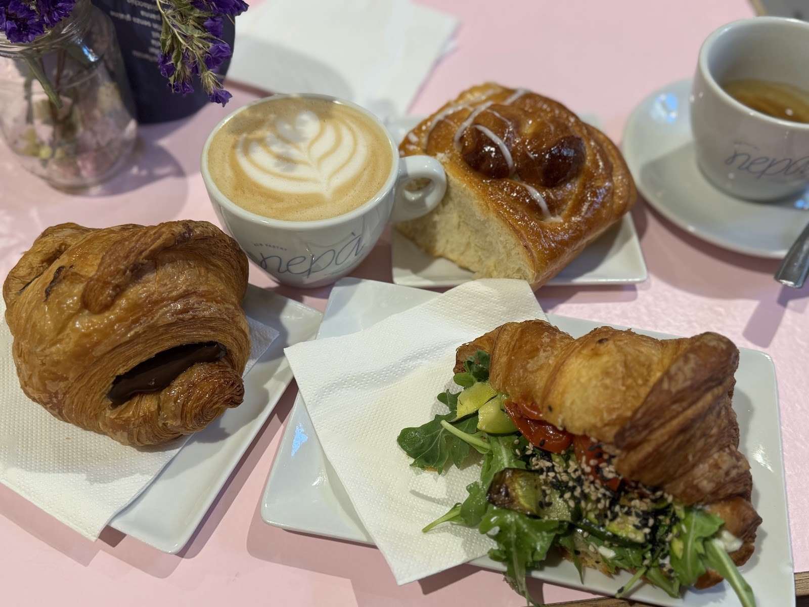 Pasticceria Nepà 100% plant-based: food & drinks