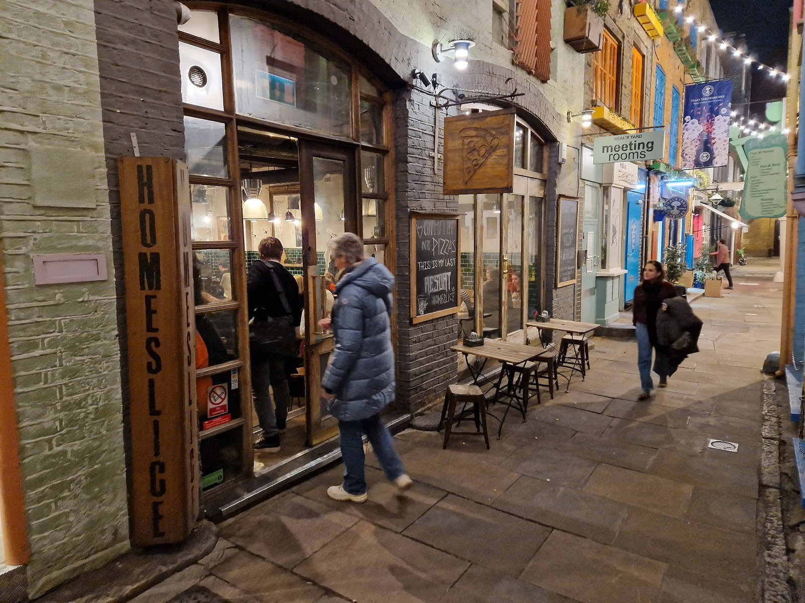 Homeslice Neal's Yard: the place