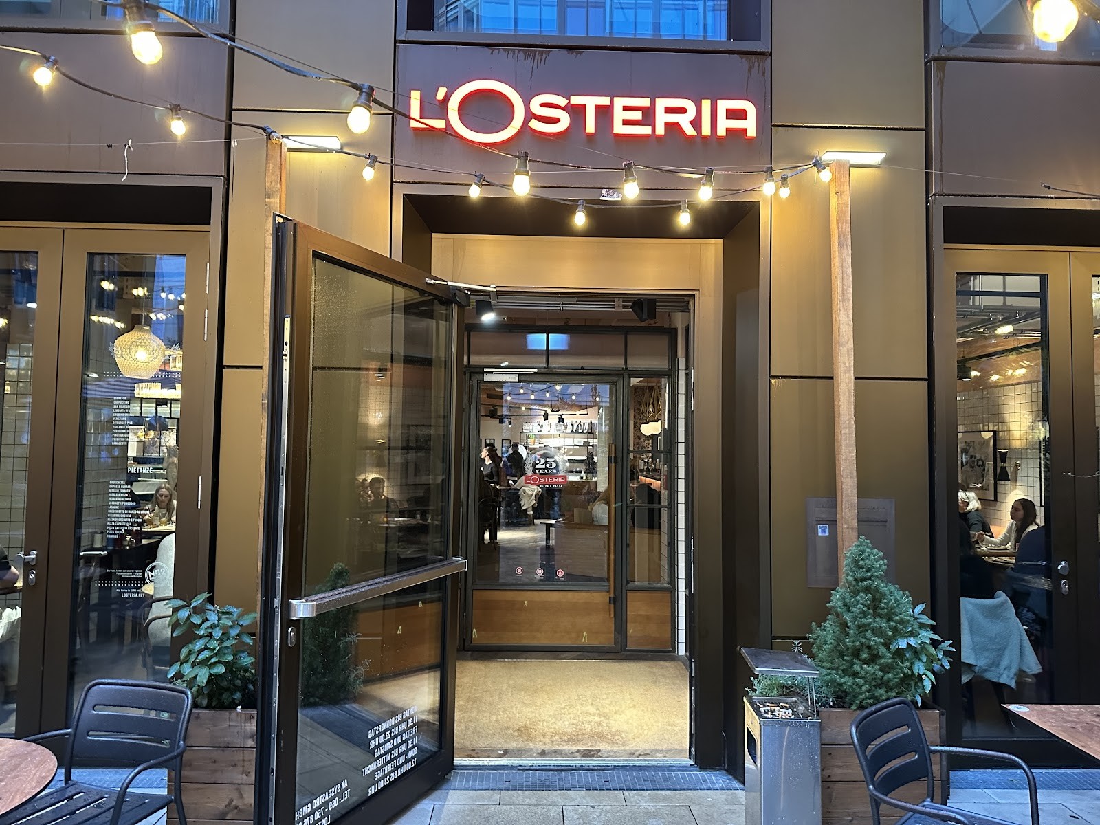 L'Osteria Frankfurt Junghofstrasse: the place