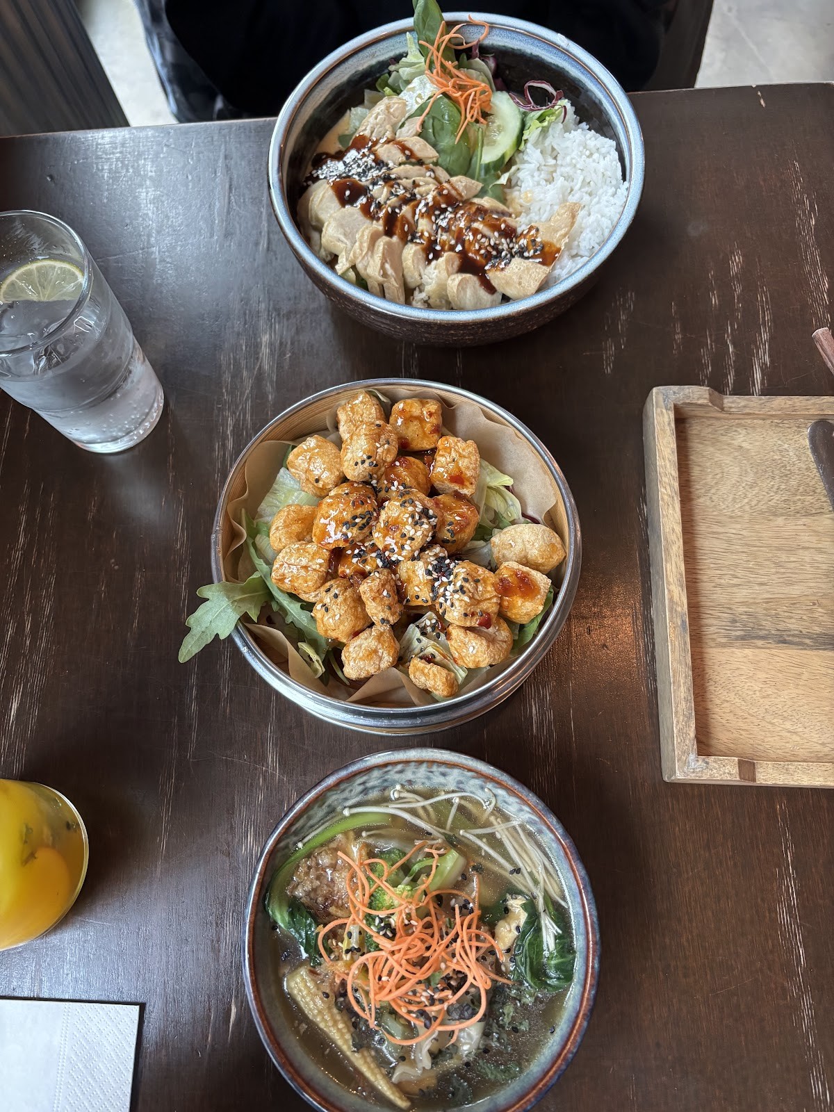 Caphe HOA: food & drinks
