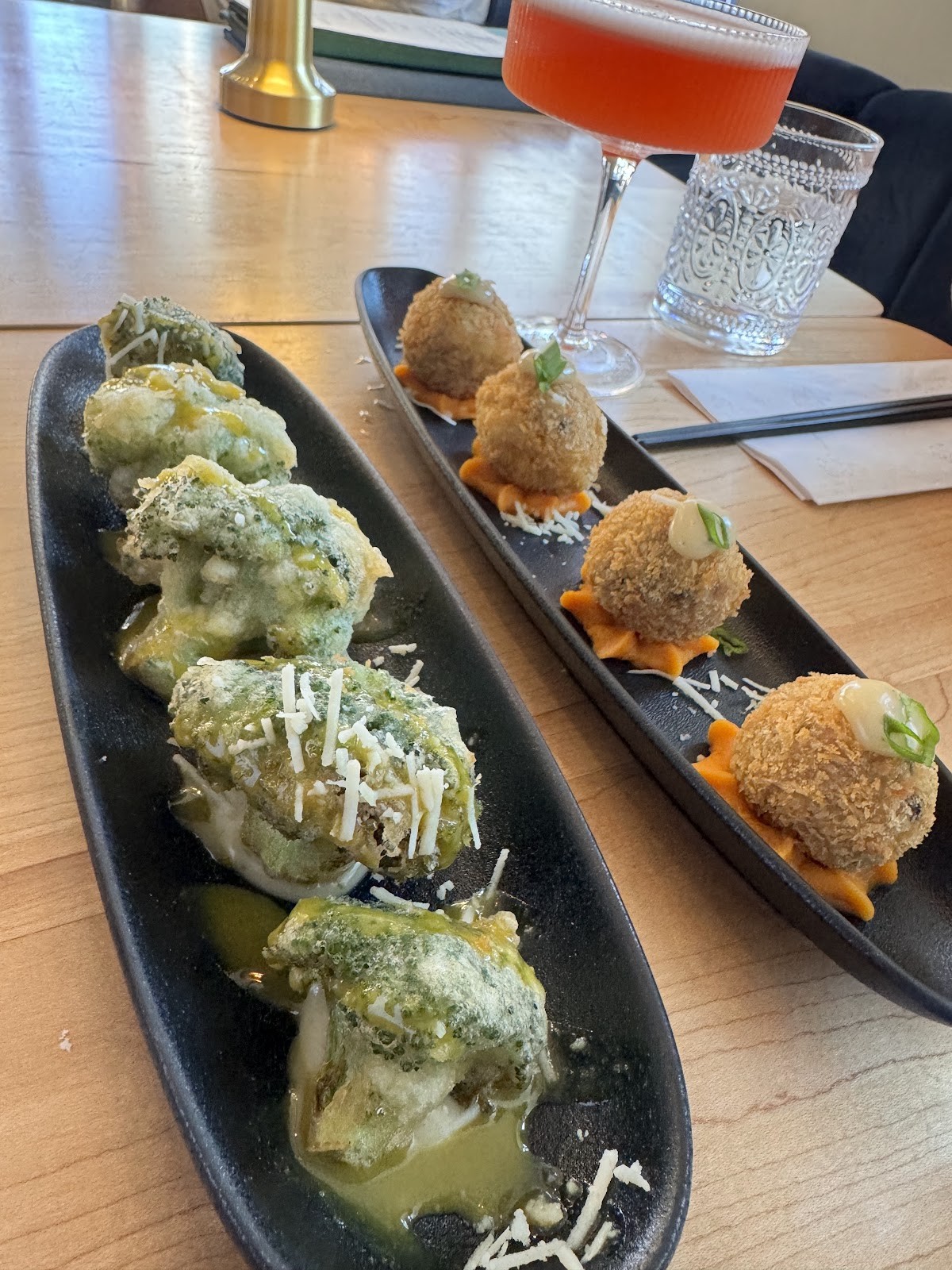 Sushi Momo by Christian Ventura: food & drinks