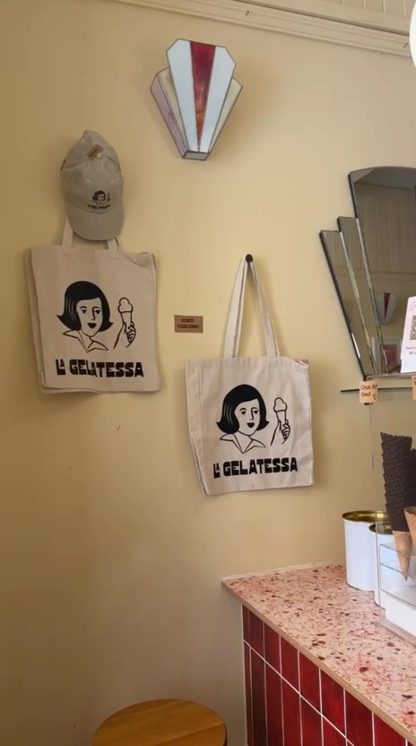 La Gelatessa - Gelato & Coffee: the place