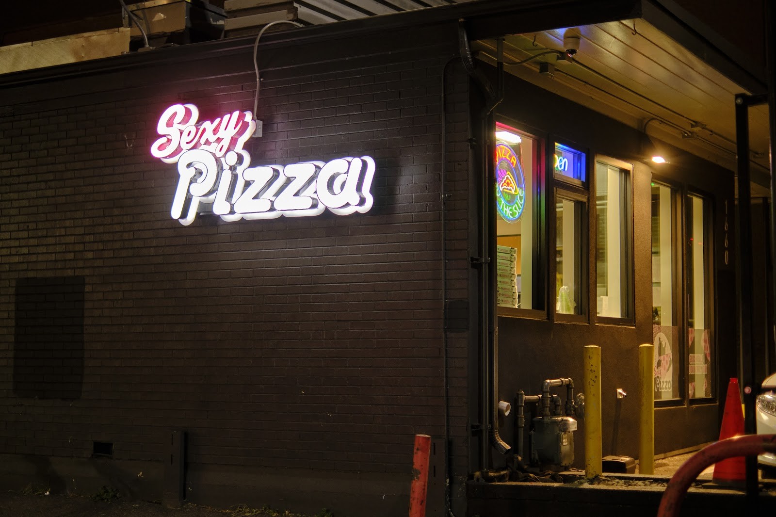 Sexy Pizza: the place
