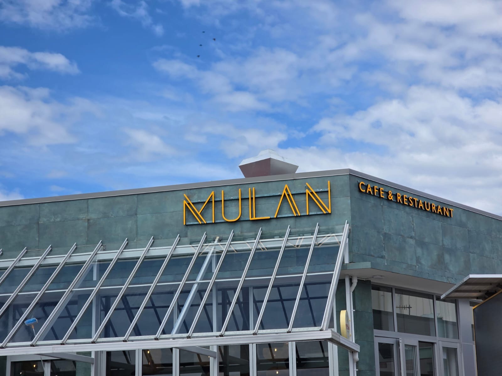 Mulan Cafe & Restaurant: the place