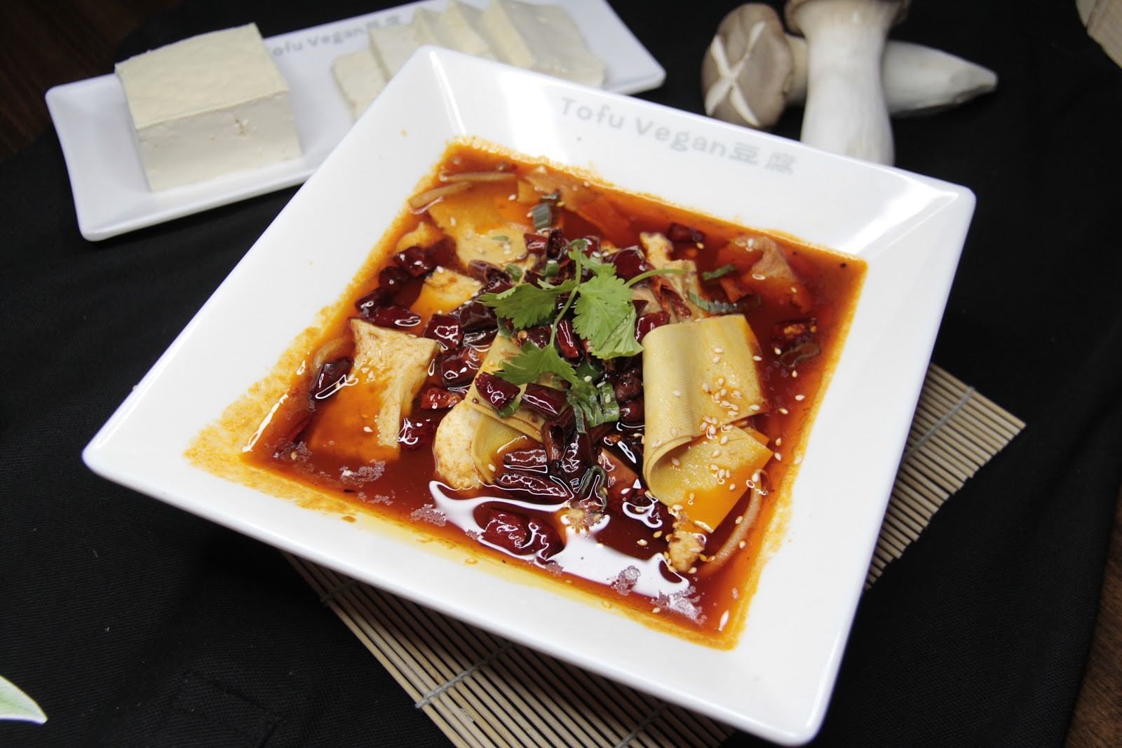 Tofu Vegan Brighton: food & drinks