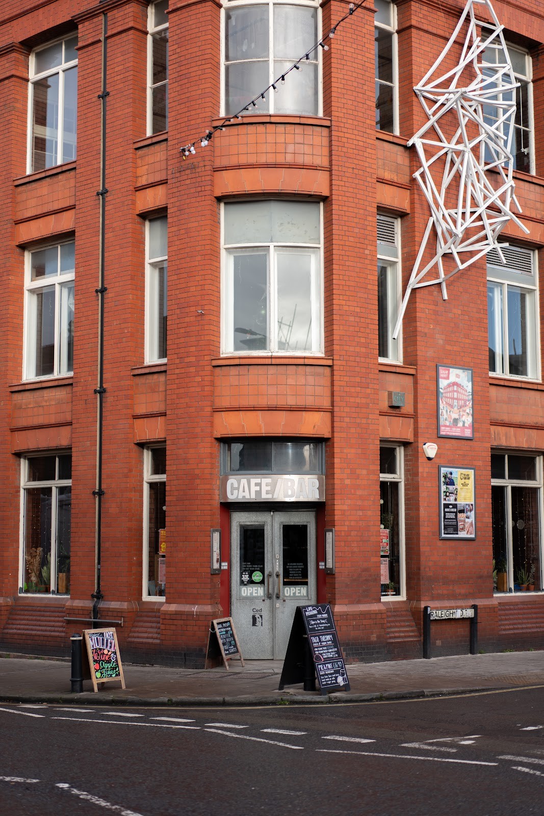 Tobacco Factory Cafe Bar: the place