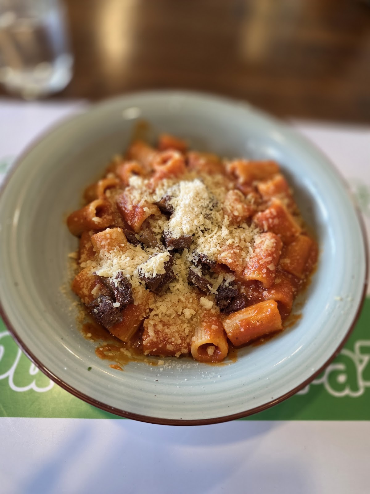 La Puntarella Pazza: food & drinks