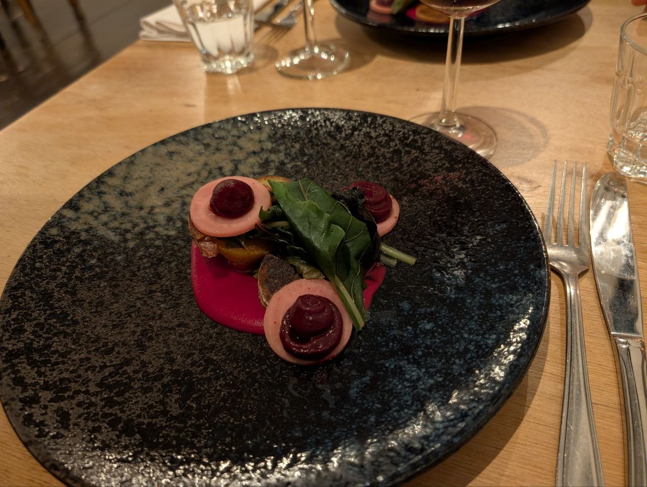 Morris & Bella: food & drinks
