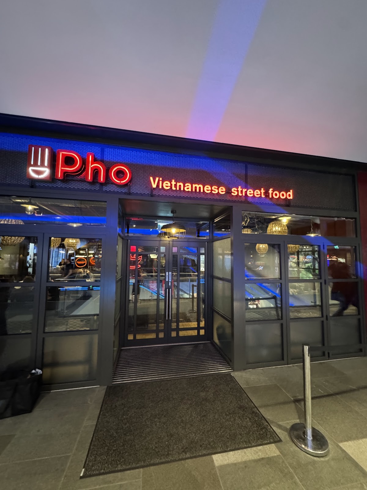 Pho Edinburgh: the place