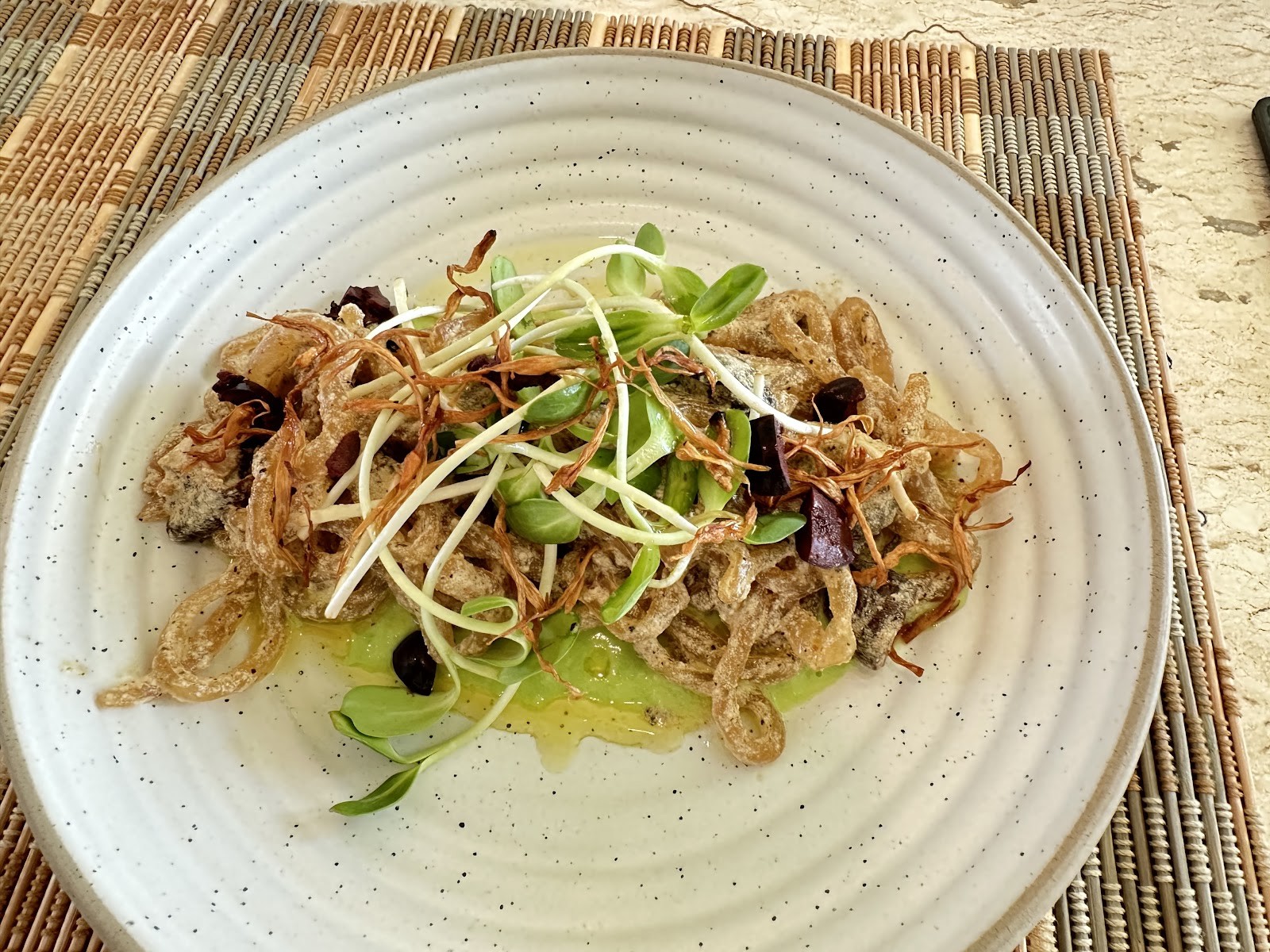 Living Table Bangkok: food & drinks