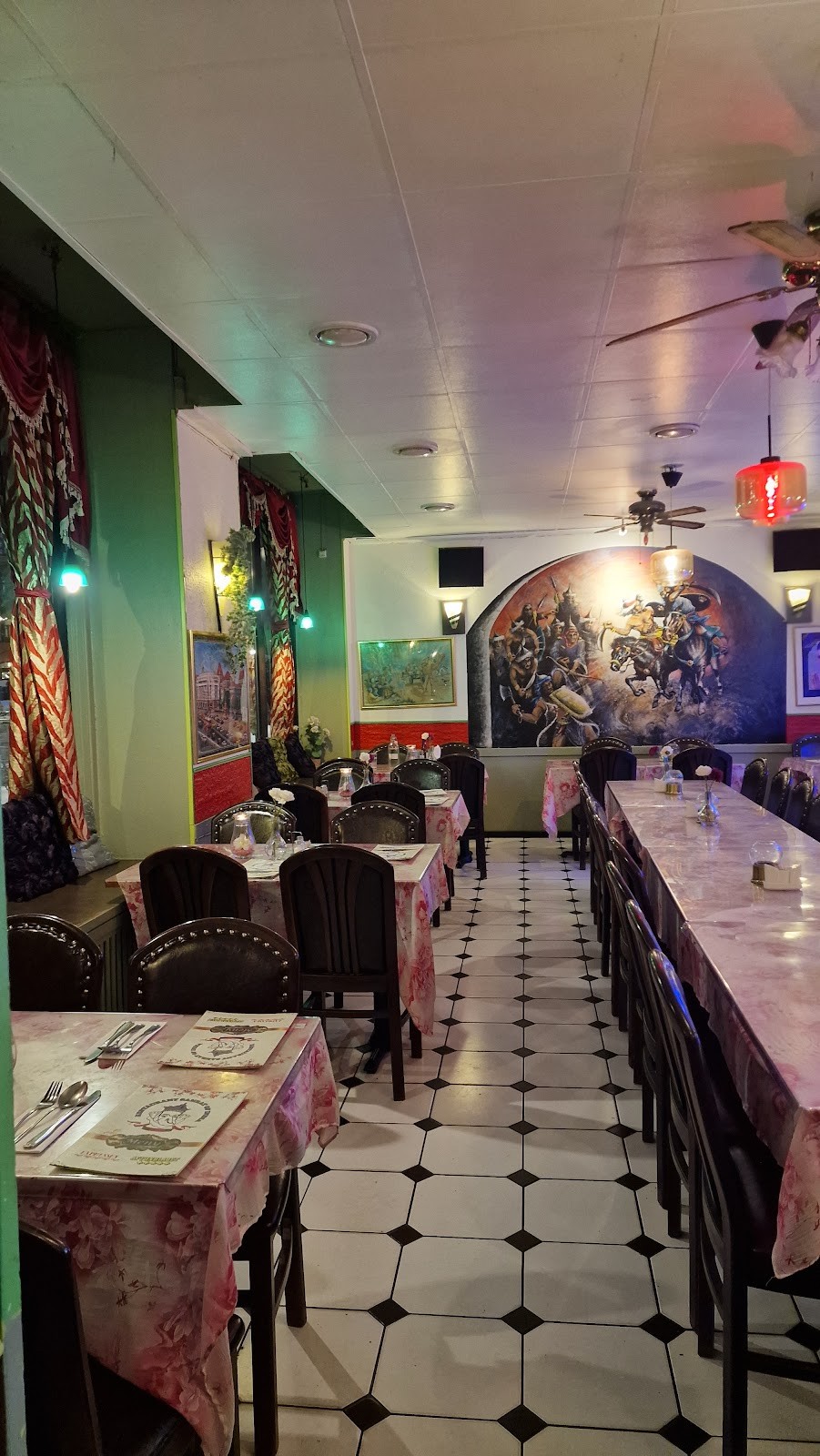 Samrat of India Indisk Restaurang: the place