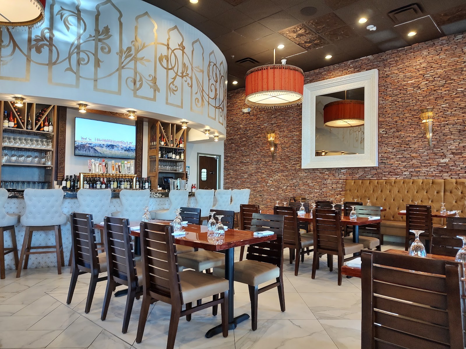 Indian Oven Restaurant: the place