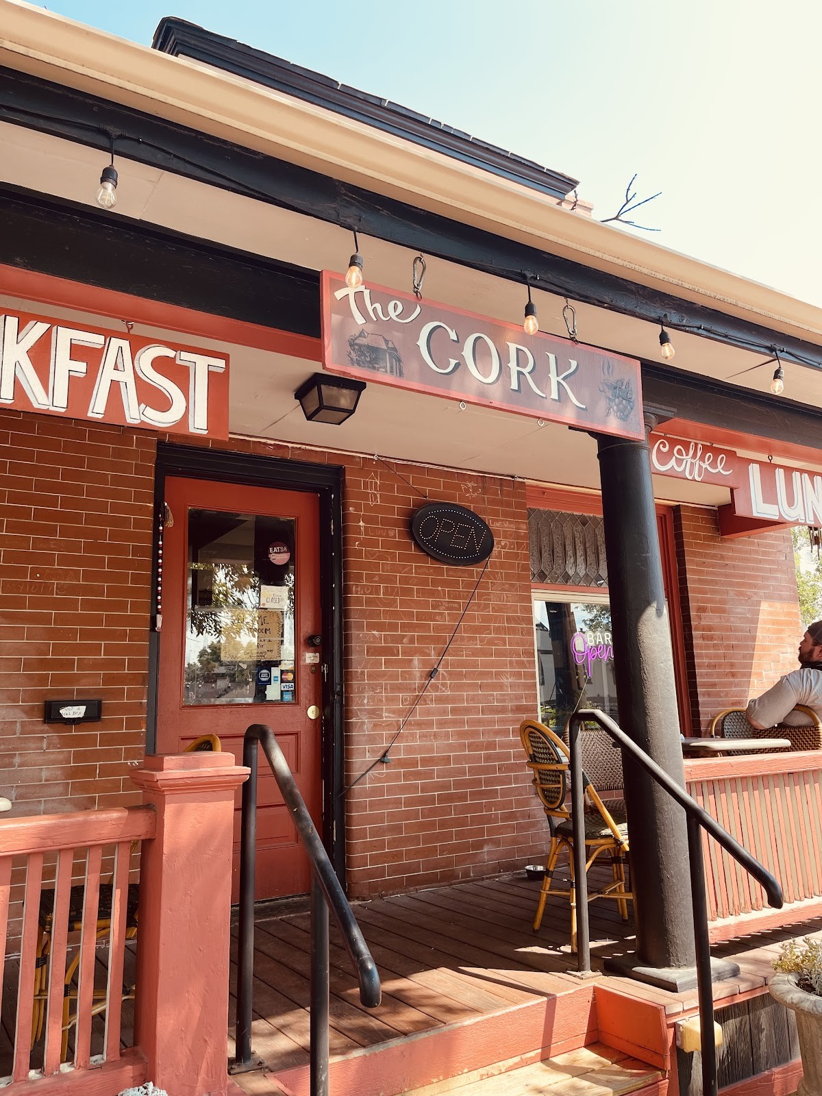 Highlands Cork & Cafe: the place