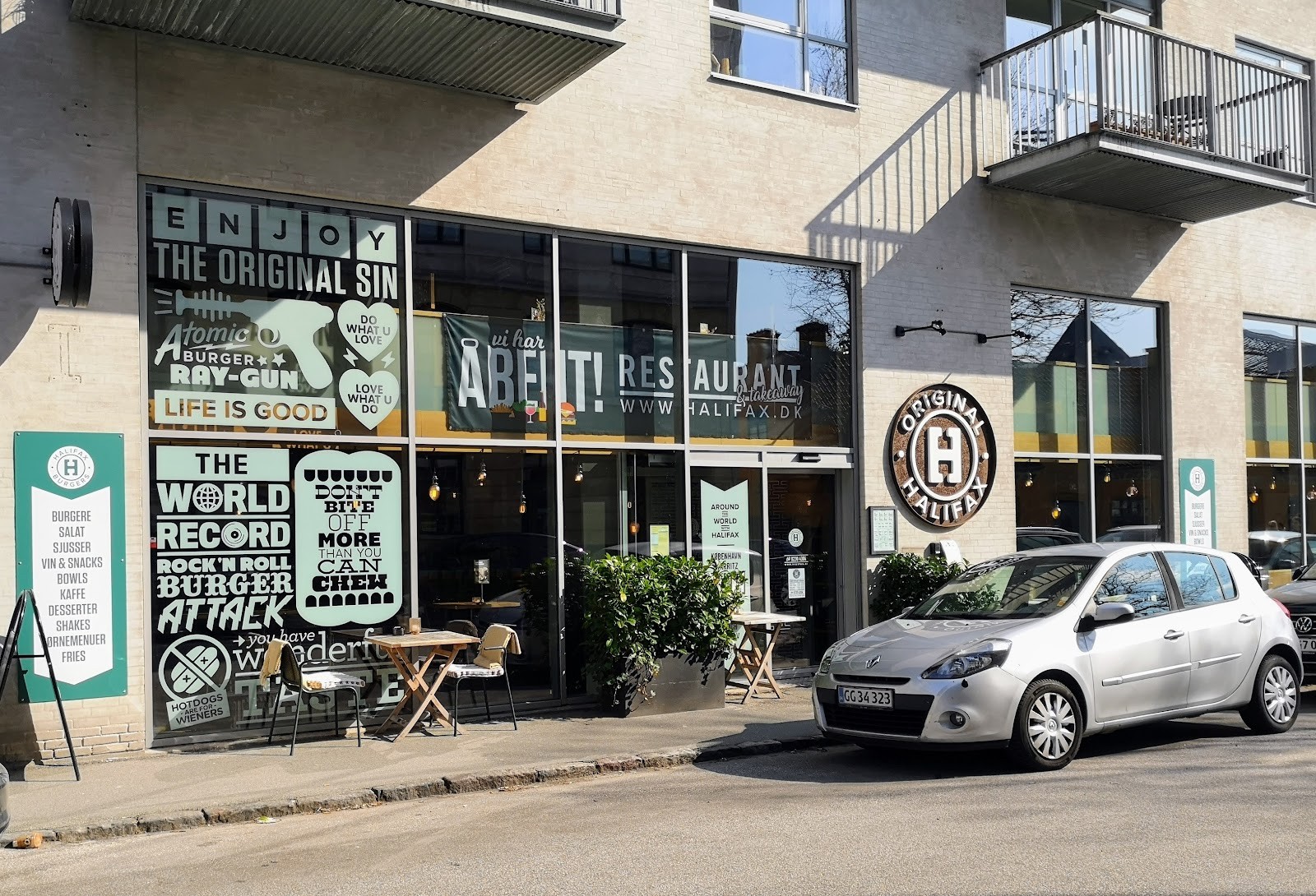 Halifax Burgers Valby: the place
