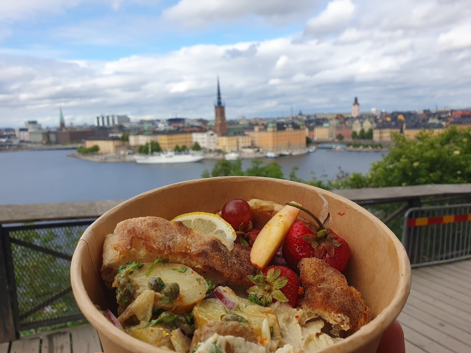 Bacchi Syre: food & drinks