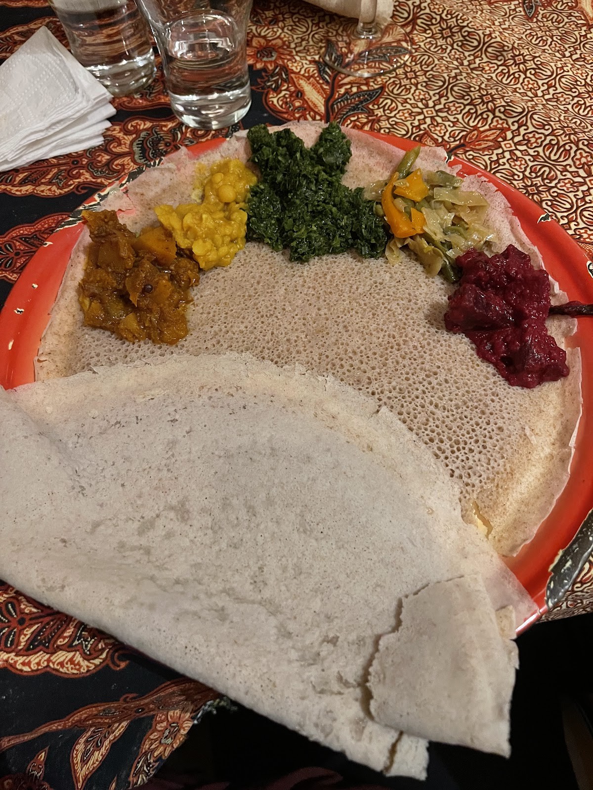 Kilimanjaro Restaurant: food & drinks