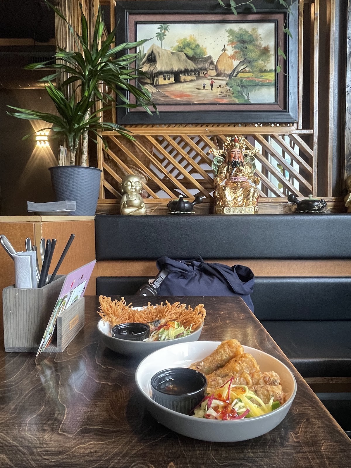 Mom's - Vegan Cooking: the place