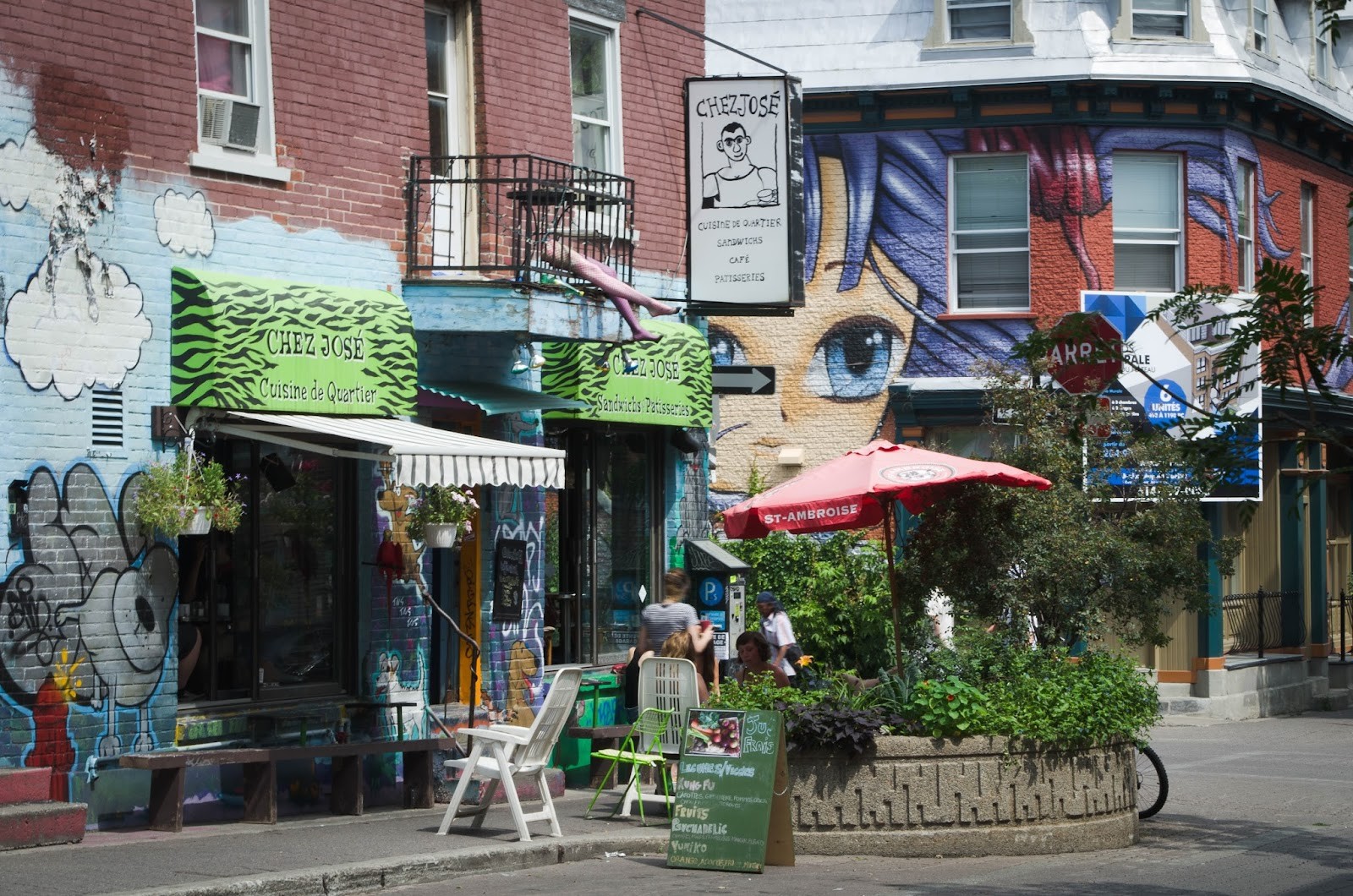 Chez José Café: the place