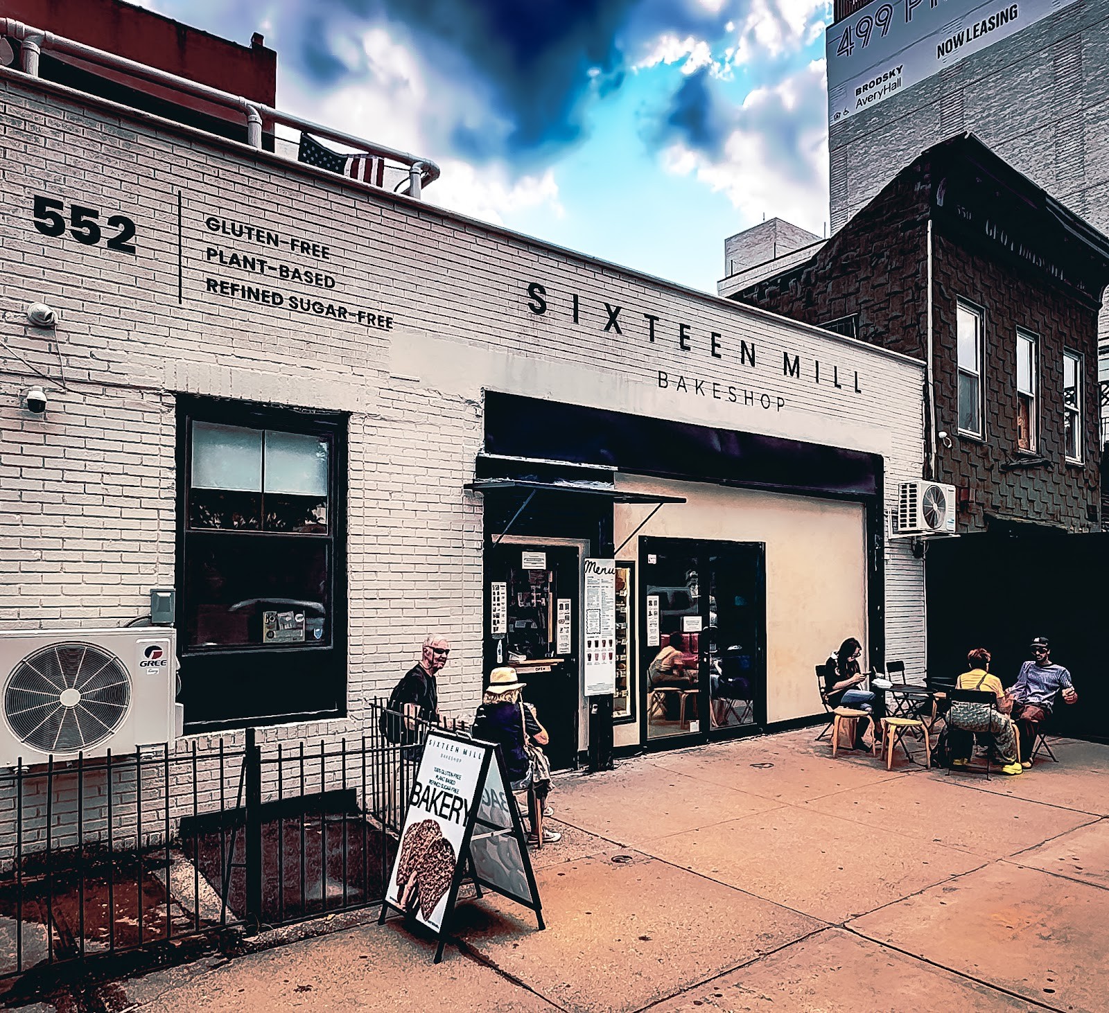 Sixteen Mill Bakeshop (window service): the place