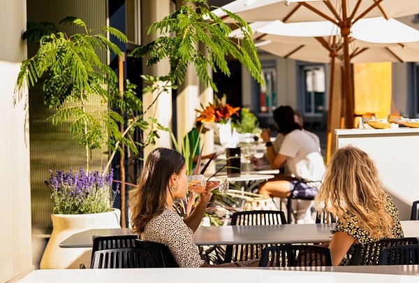 DAR Restaurant & Cocktail Bar: the place