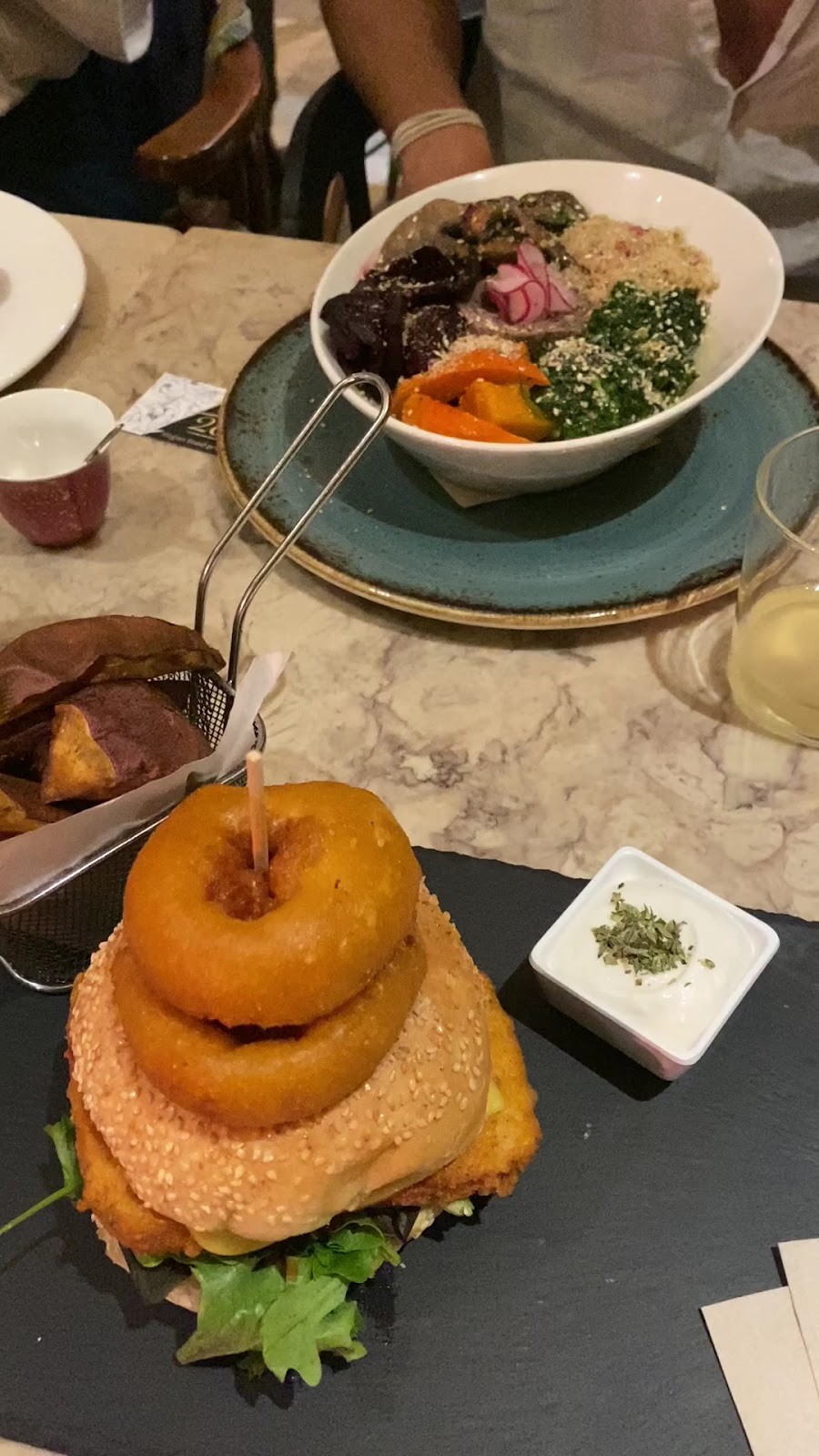 Ao 26: food & drinks