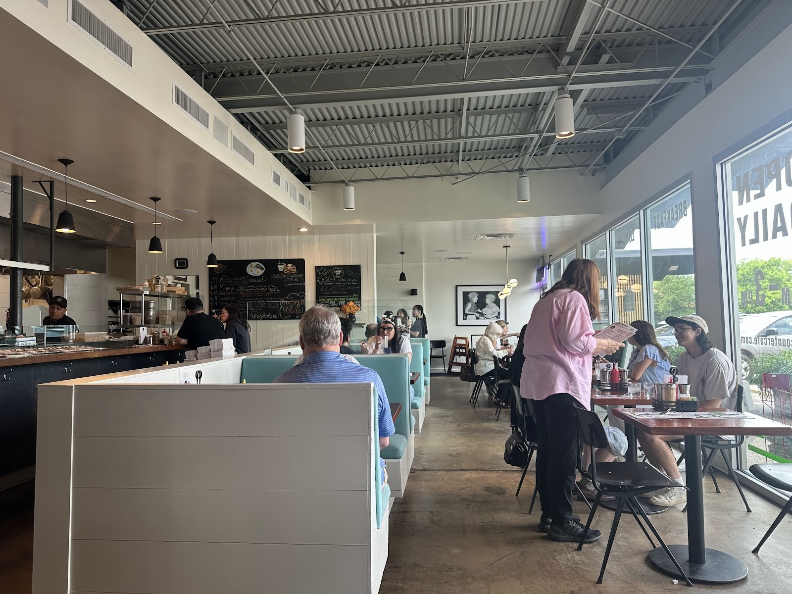 Counter Cafe: the place