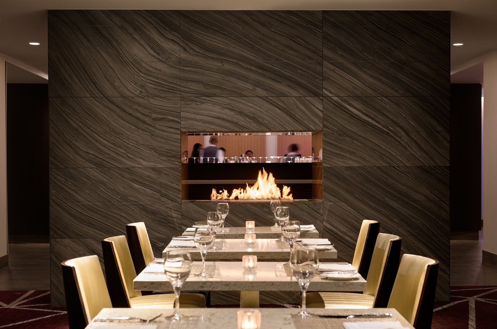 L'Enfant Bar & Grill: the place