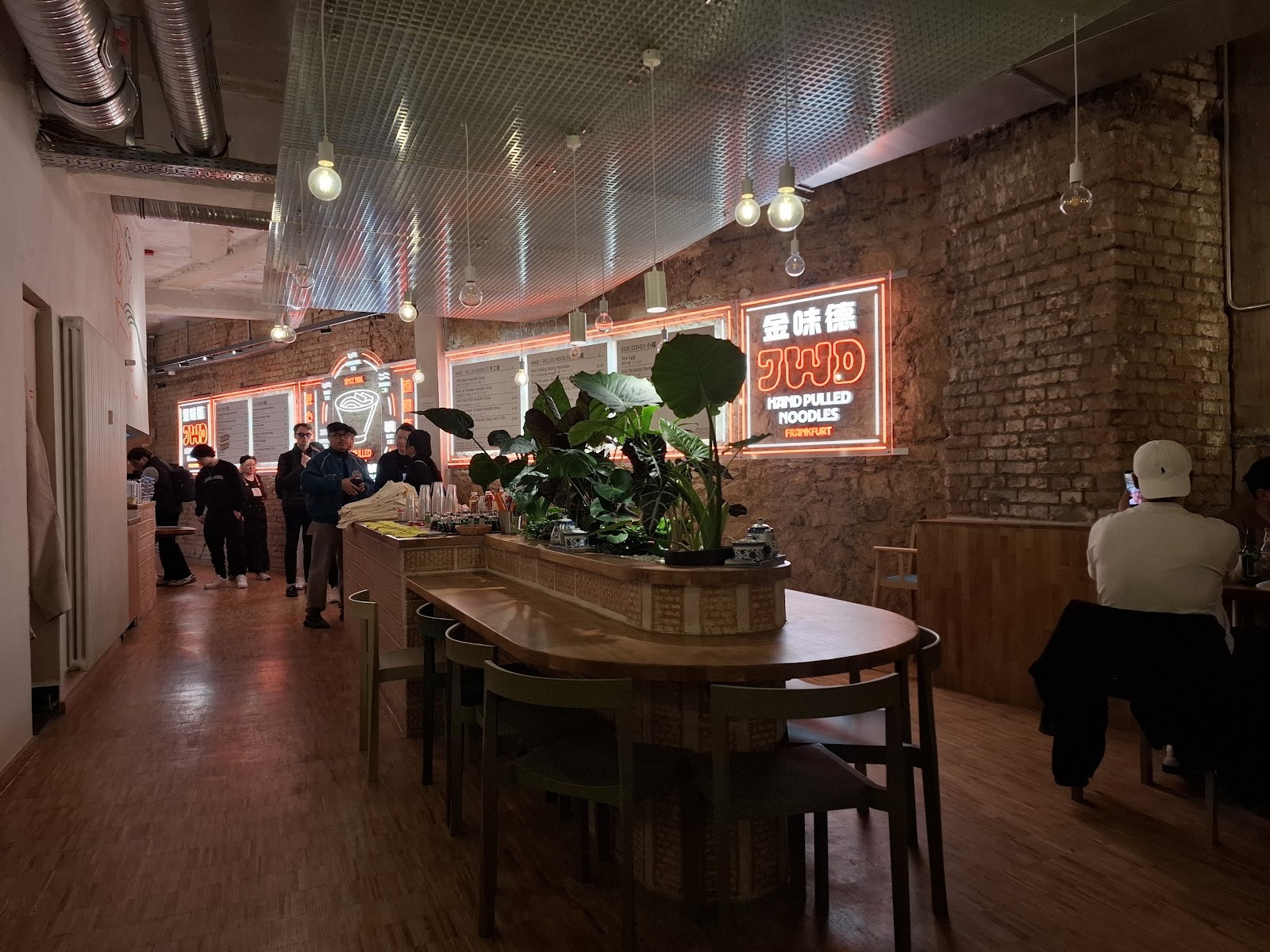 JWD Handpulled Noodles: the place