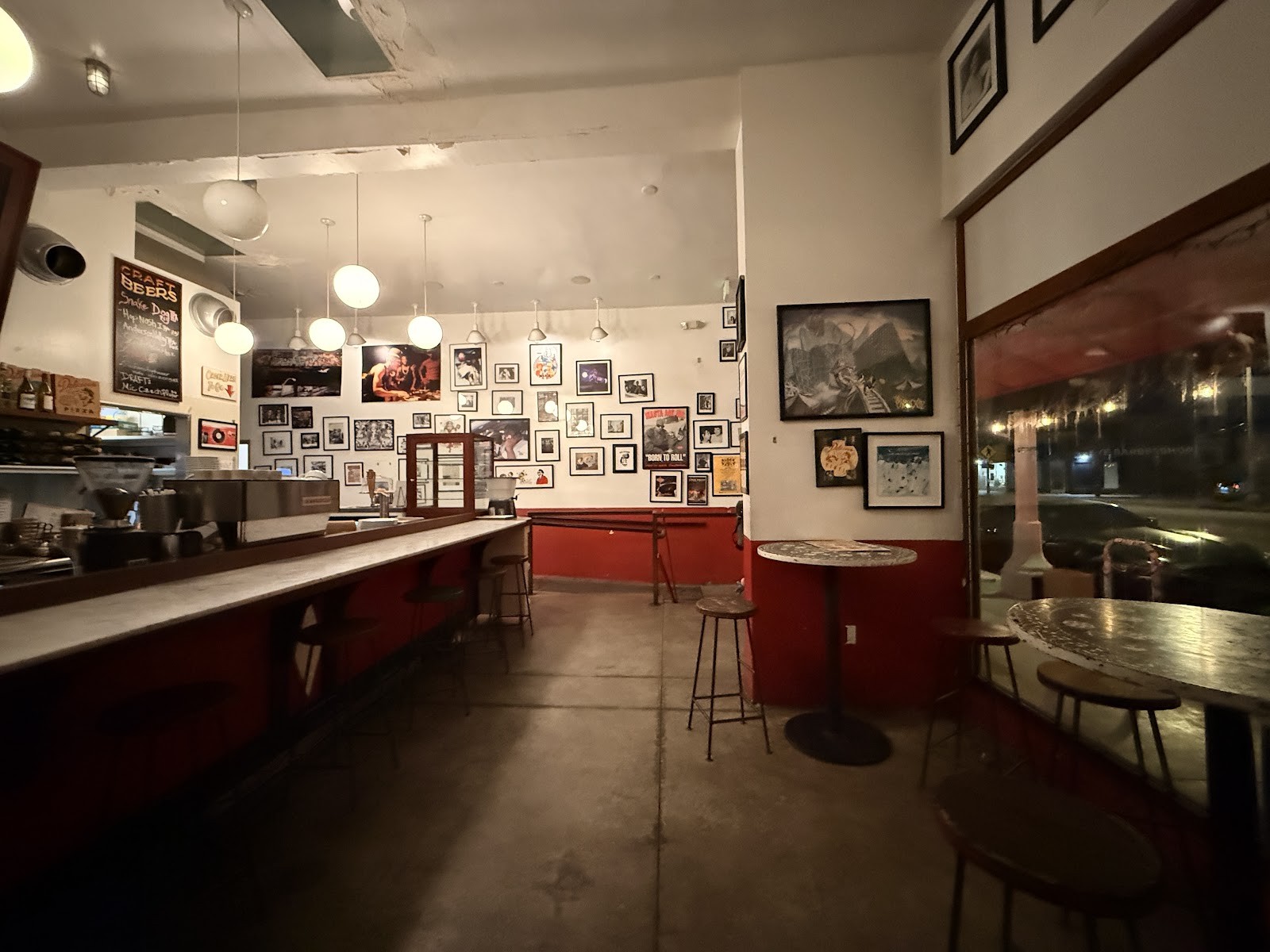 Delicious Pizza🍕: the place