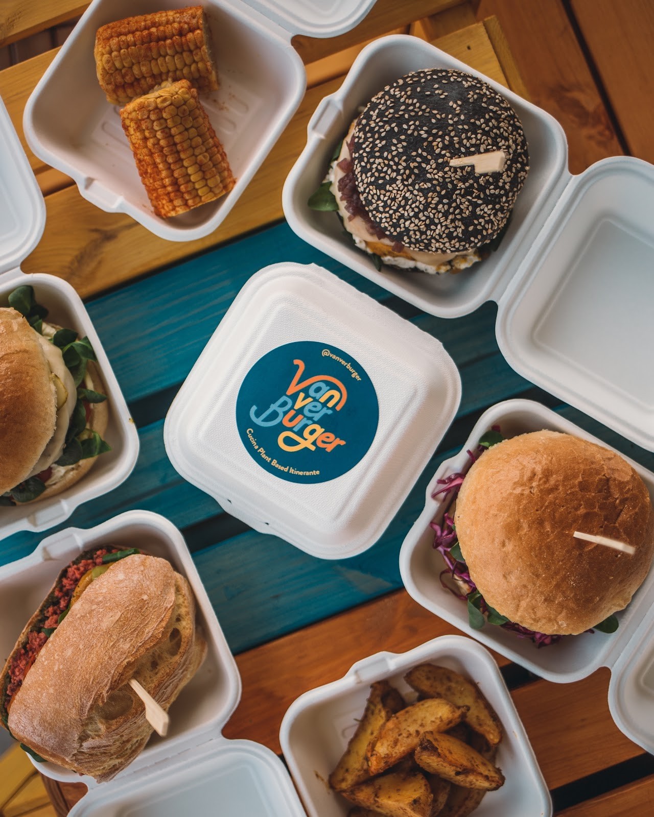 Van Ver Burger Food Truck: food & drinks