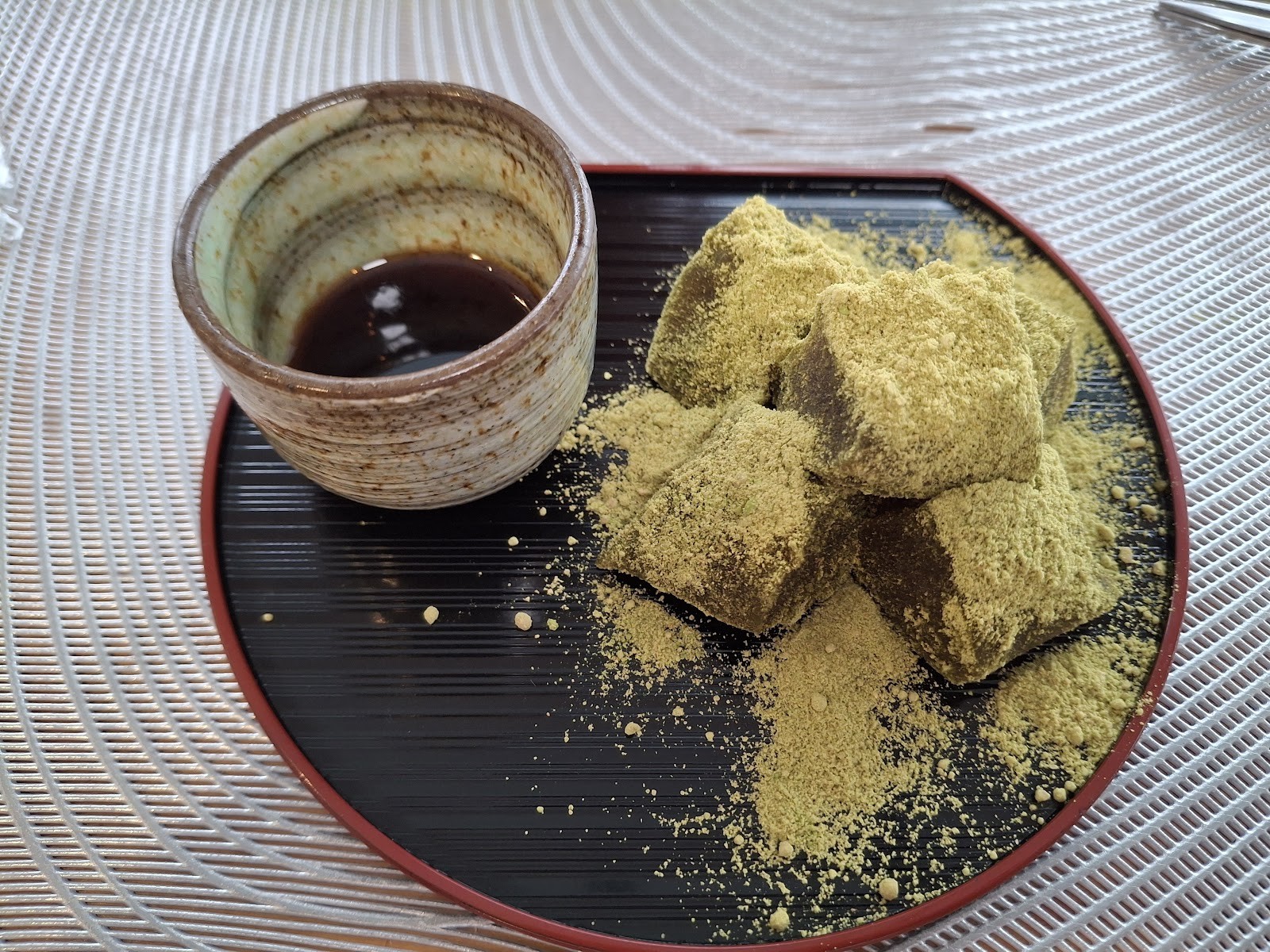 Veggie Sushi Japan (Vegan & Vegetarian): food & drinks