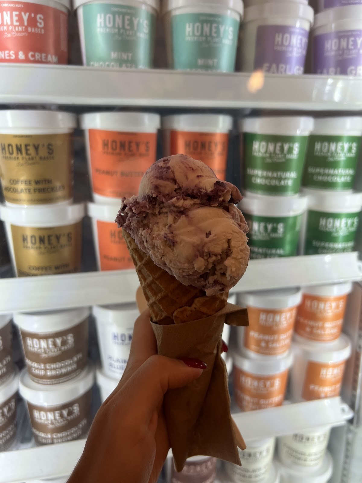 Honey's Ice Cream: food & drinks