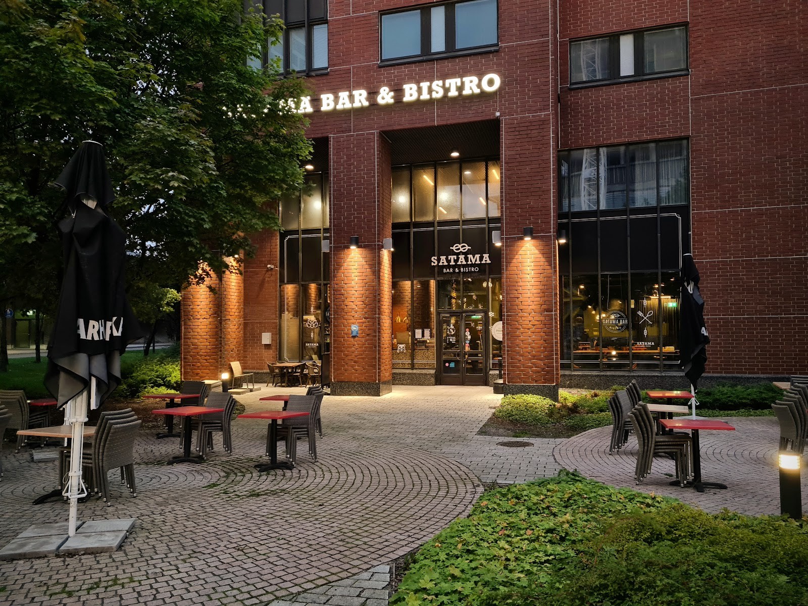 Satama: the place