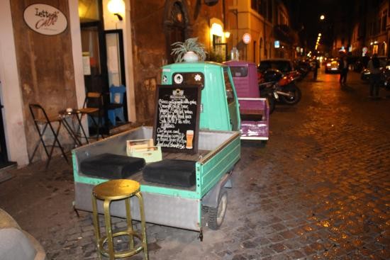 Lettere Caffè: the place