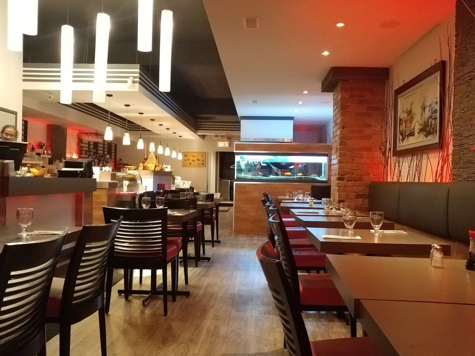 Tori Tora Sushi: the place
