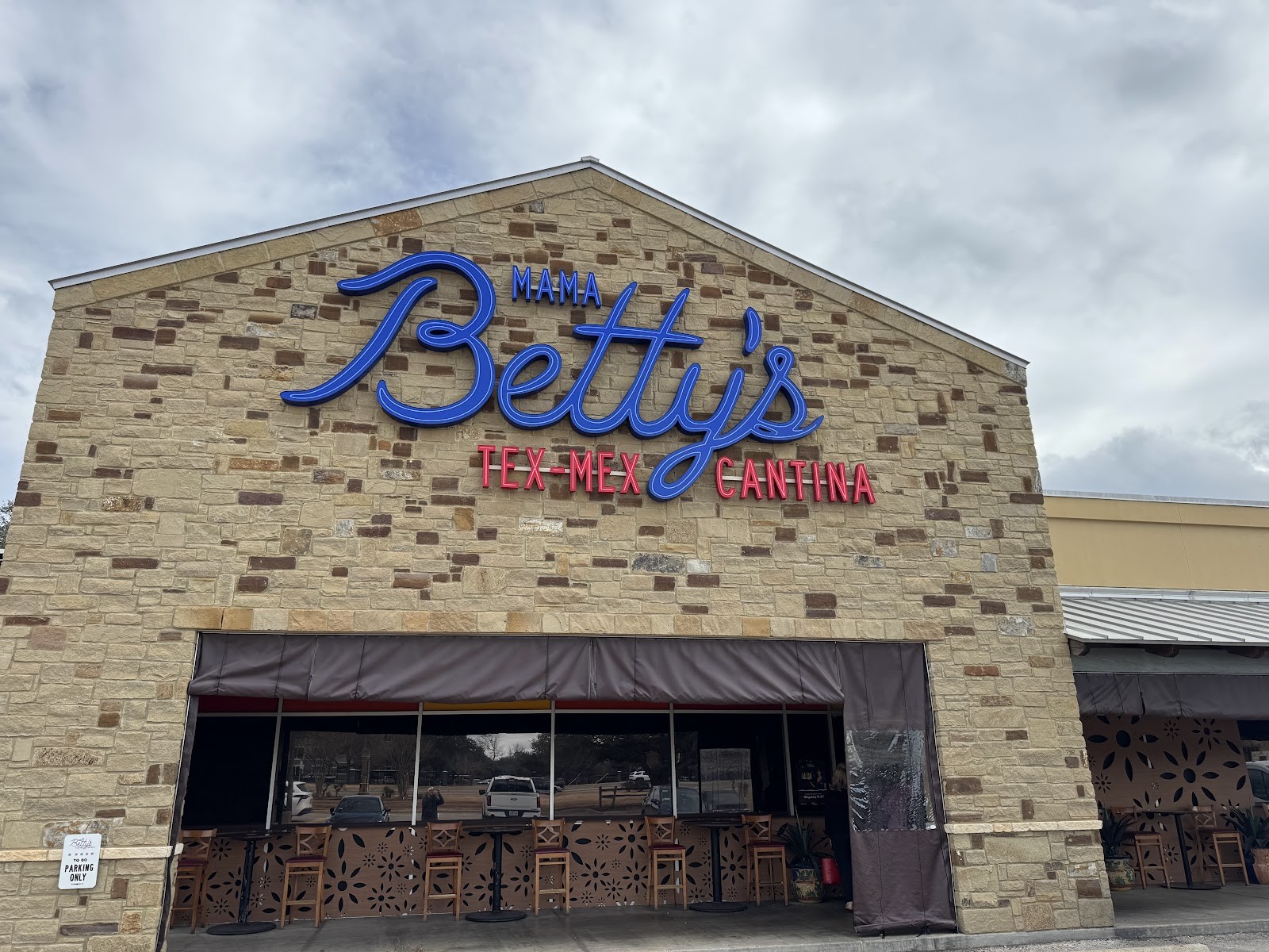 Mama Betty's Tex-Mex - Parmer ln: the place