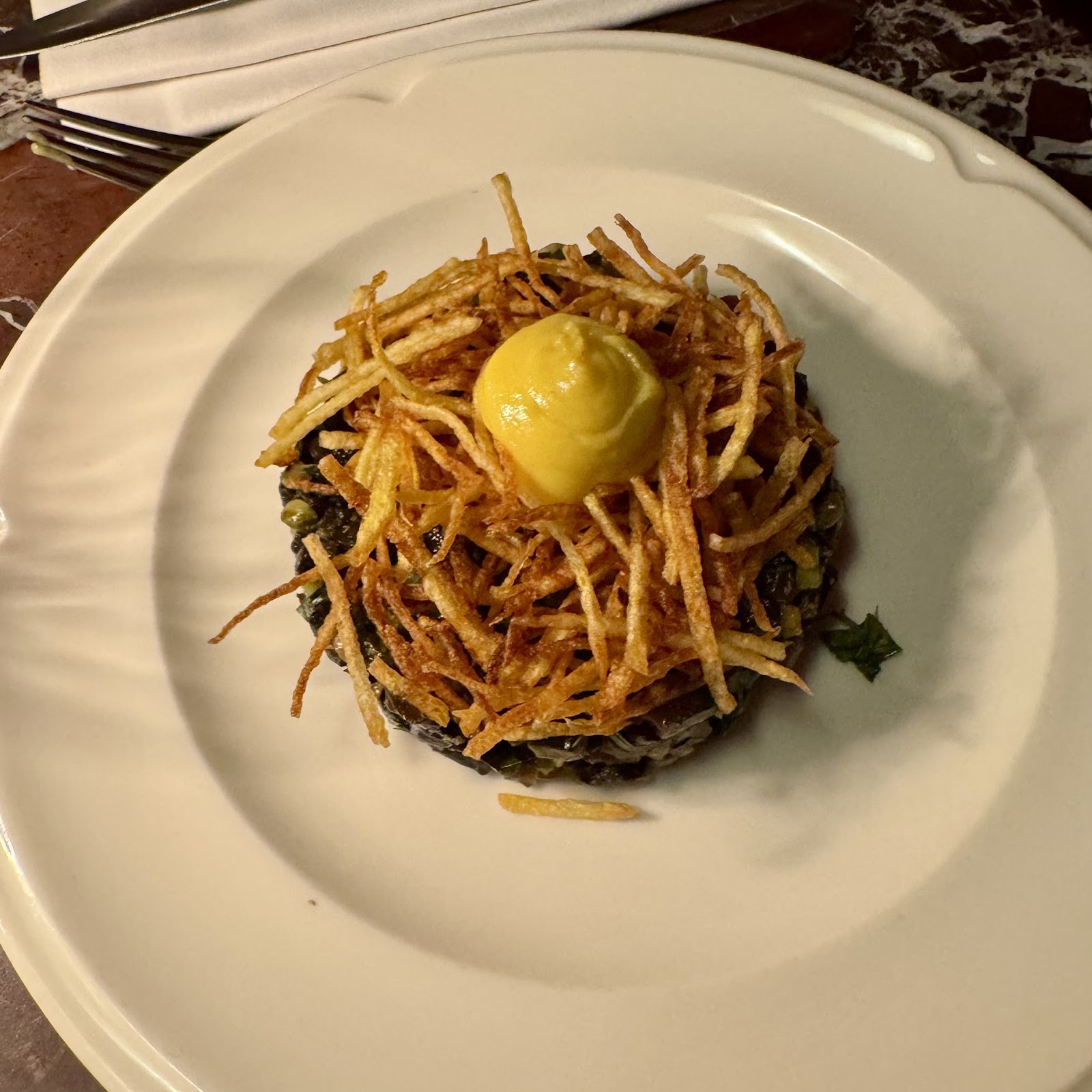 Daimant Saint-Honoré: food & drinks