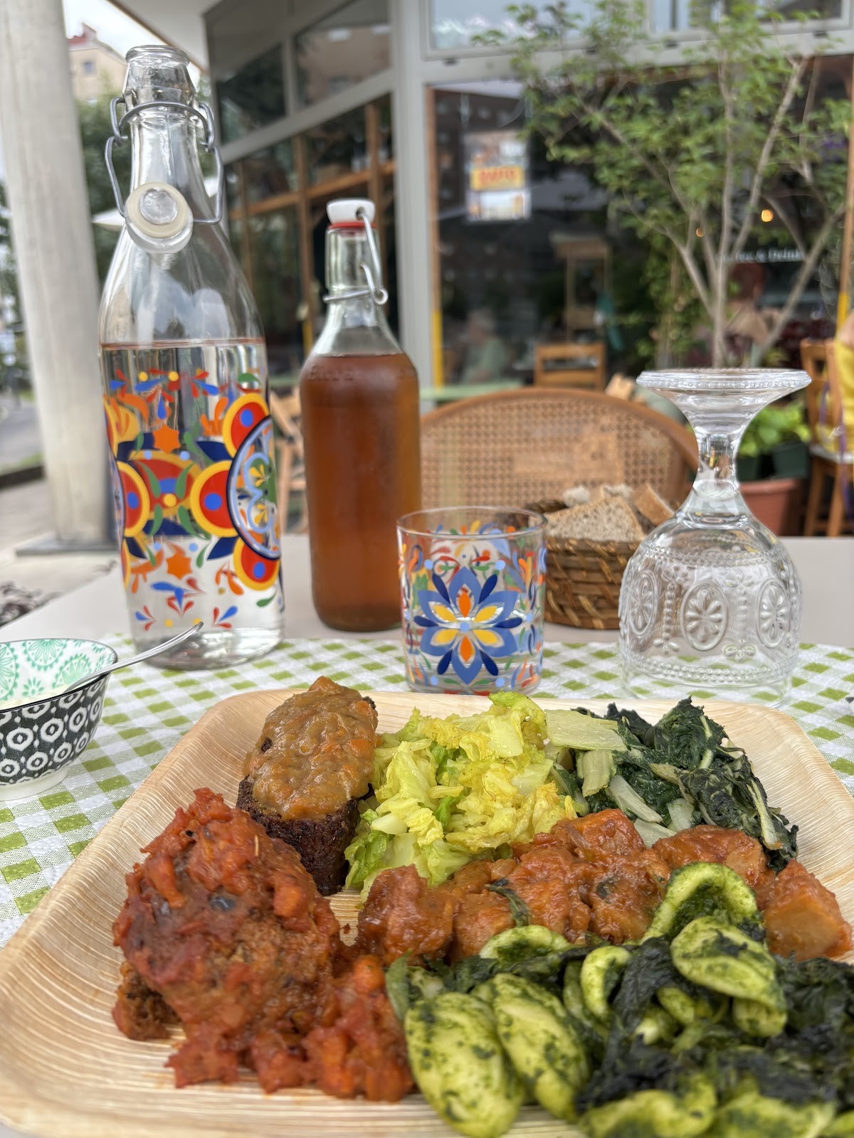 Mens@sana la gastronomia Naturale: food & drinks
