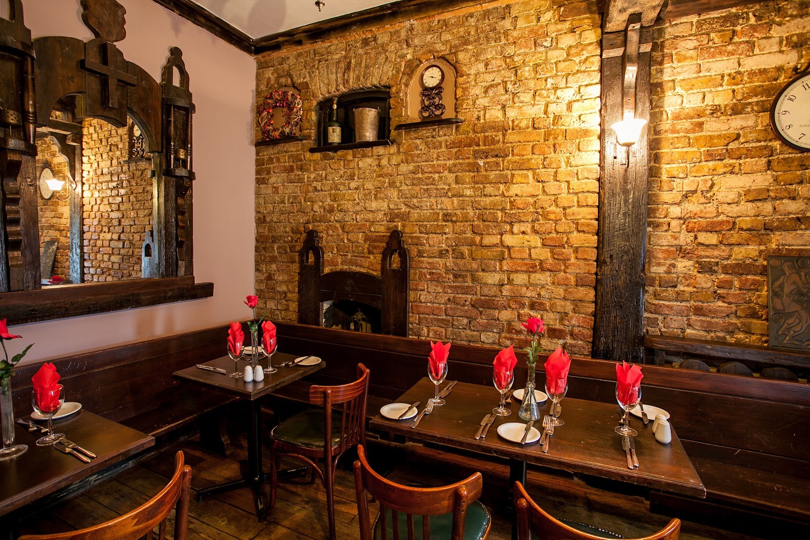 Pizza Piccolo: the place