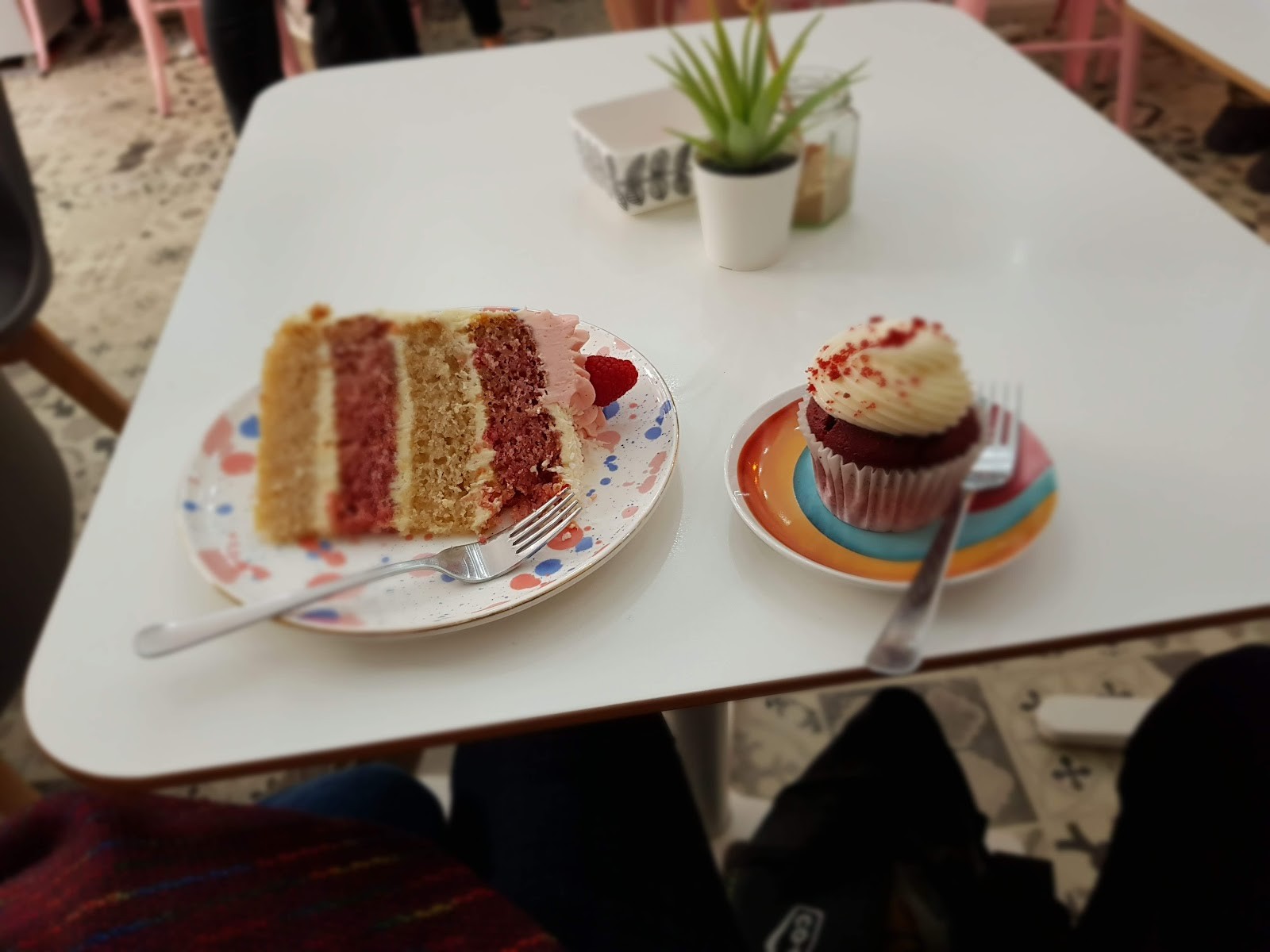 VIDA Bakery: food & drinks